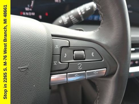Used 2024 Cadillac XT4 Premium Luxury FWD image 32