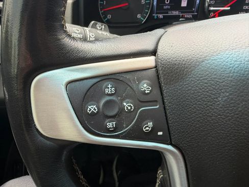 Used 2020 GMC Yukon XL SLT AWD/4WD image 20