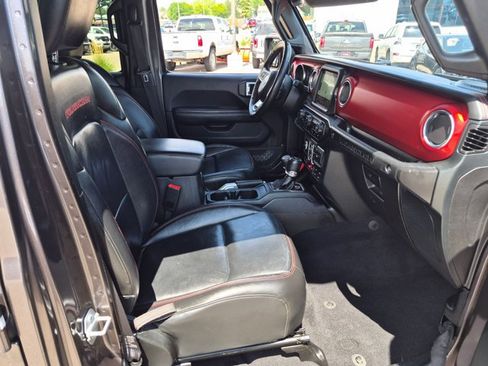 Used 2018 Jeep Wrangler Unlimited Rubicon AWD/4WD image 21