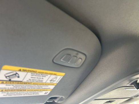 Used 2024 Ford F350 Lariat image 49