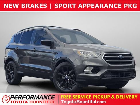 Used 2018 Ford Escape SE w/ SE Sport Appearance Package AWD/4WD image 1