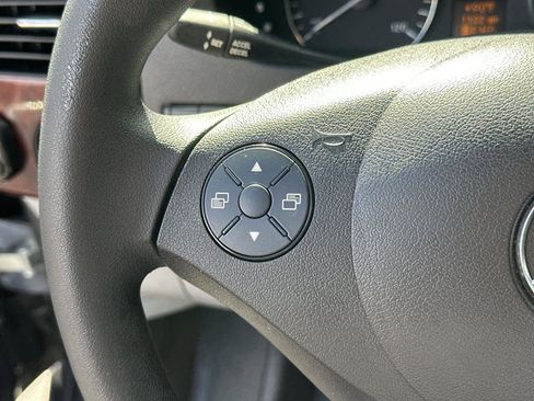 Used 2016 Mercedes-Benz Sprinter 2500 image 20