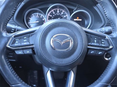 Used 2021 MAZDA CX-5 Touring image 25