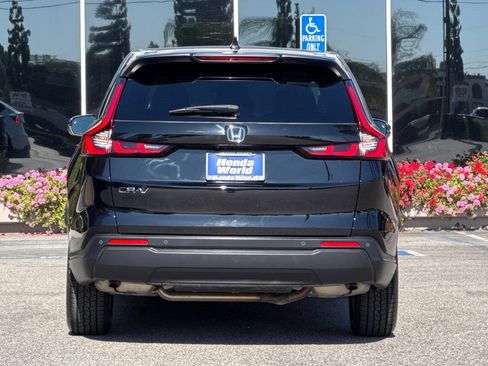 Used 2025 Honda CR-V EX-L image 5