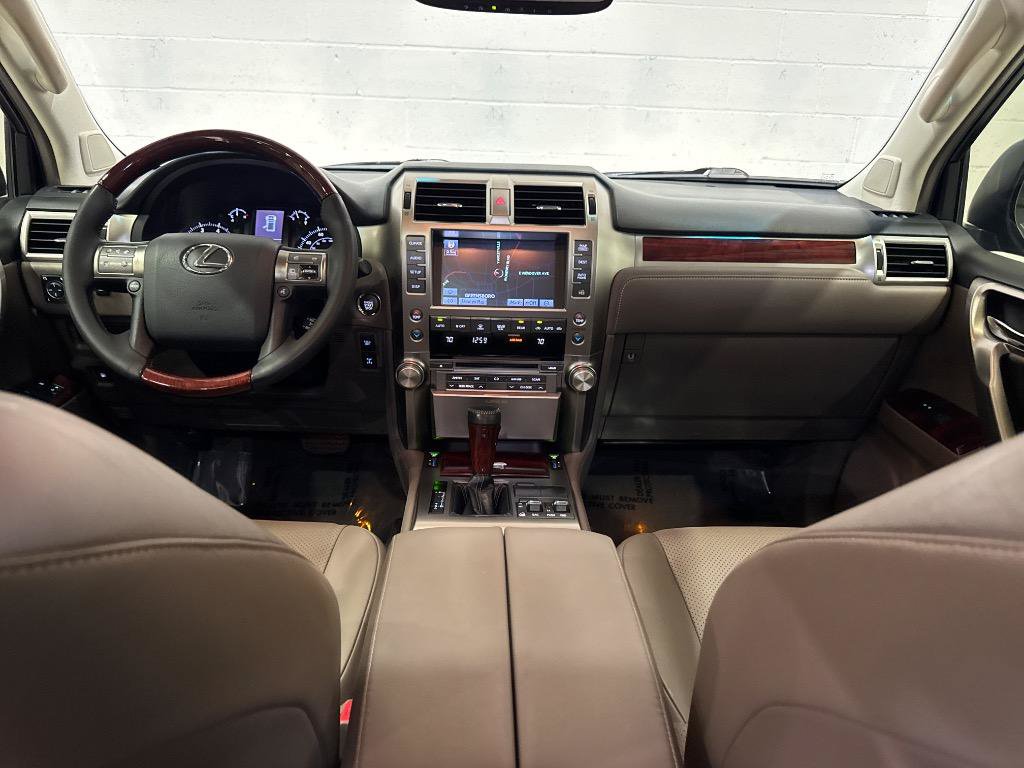 Used 2013 Lexus GX 460 w/ Comfort Plus Pkg AWD/4WD image 65