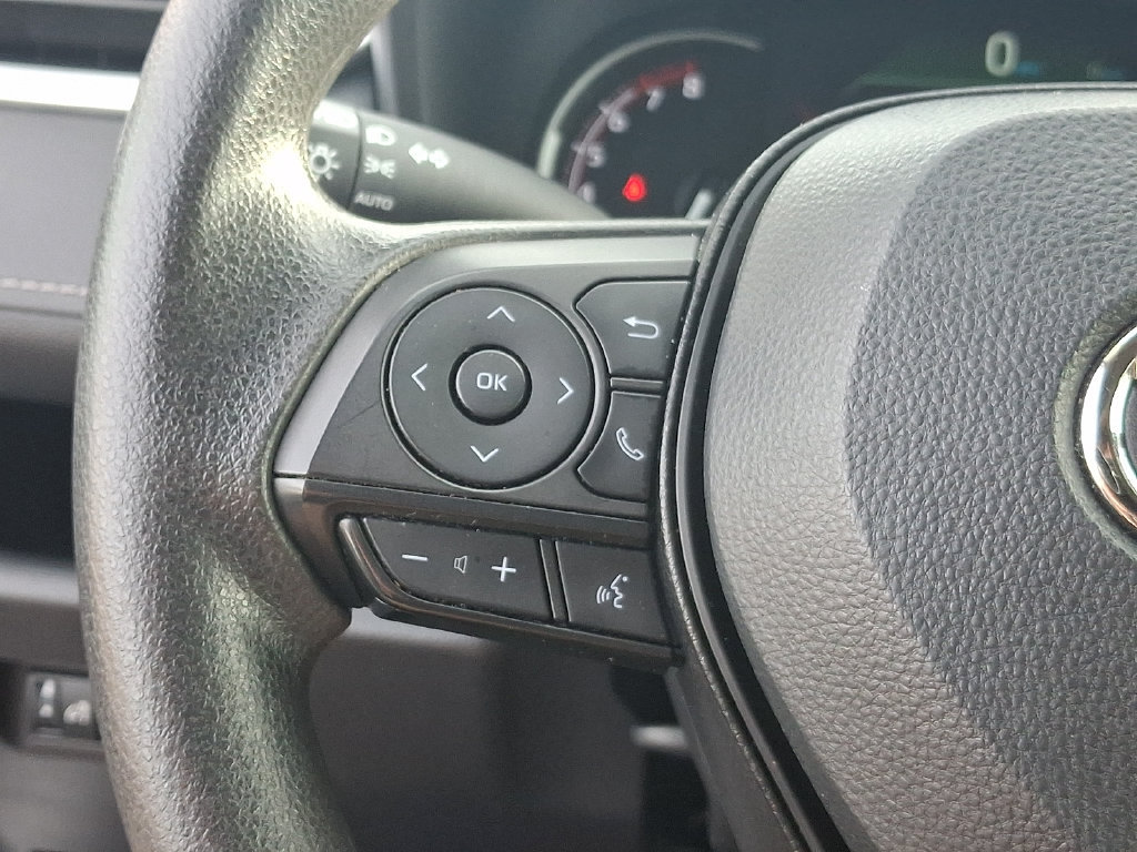 Certified 2025 Toyota RAV4 XLE AWD/4WD image 20