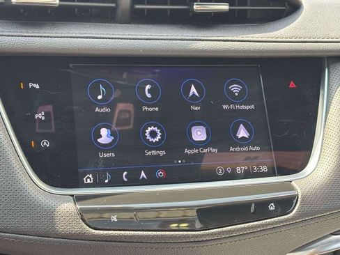 Used 2023 Cadillac XT5 Sportv w/ Technology Package AWD/4WD image 16