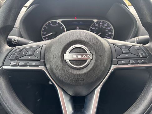 Used 2024 Nissan Sentra SV image 25