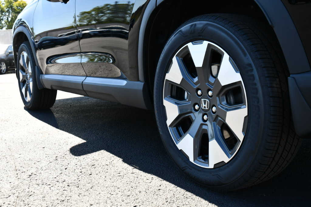 New 2026 Honda Pilot Touring image 10