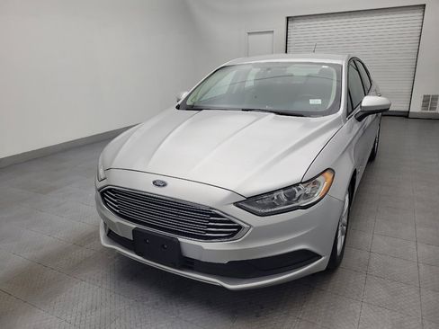 Used 2018 Ford Fusion S image 15