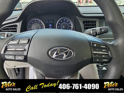 Used 2020 Hyundai Elantra SE image 23