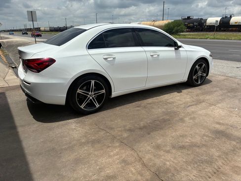 Used 2019 Mercedes-Benz A 220 image 13