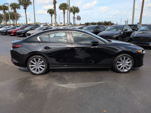 New 2026 MAZDA MAZDA3 2.5 S Sedan w/ Preferred Pkg image 3