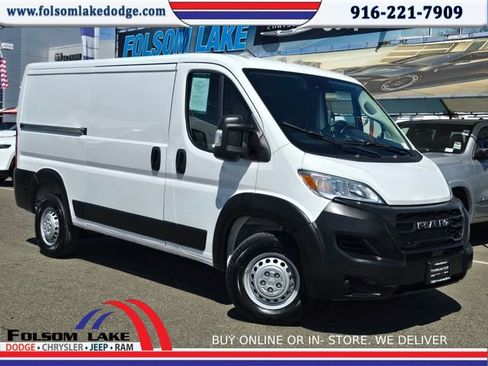 Used 2025 RAM ProMaster 2500 FWD image 1