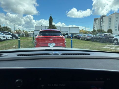 Used 2025 Buick Envista Sport Touring image 14