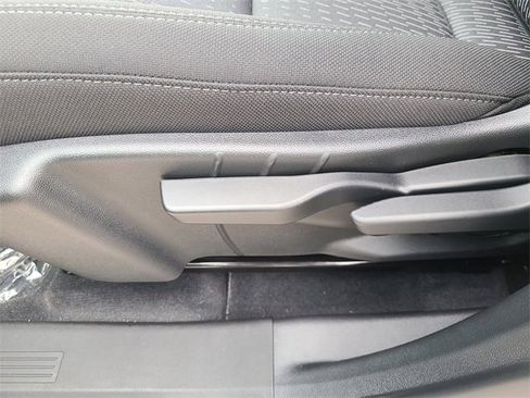 New 2026 Chevrolet Equinox LT image 21