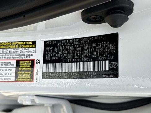 Used 2024 Toyota Camry SE FWD image 32