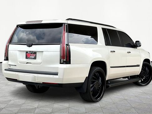 Used 2015 Cadillac Escalade ESV Premium image 7
