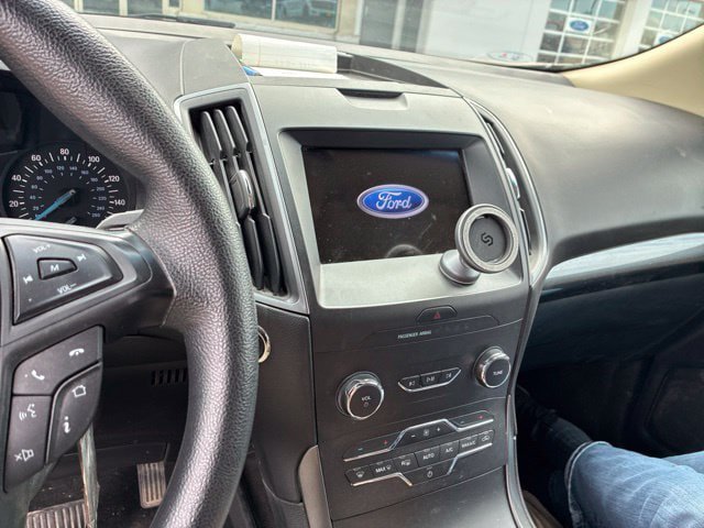 Certified 2020 Ford Edge SE FWD image 10