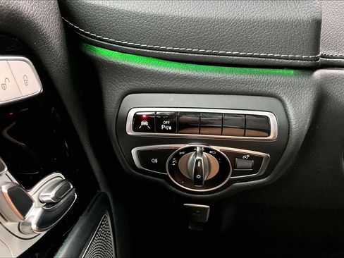 Used 2019 Mercedes-Benz G 550 image 35