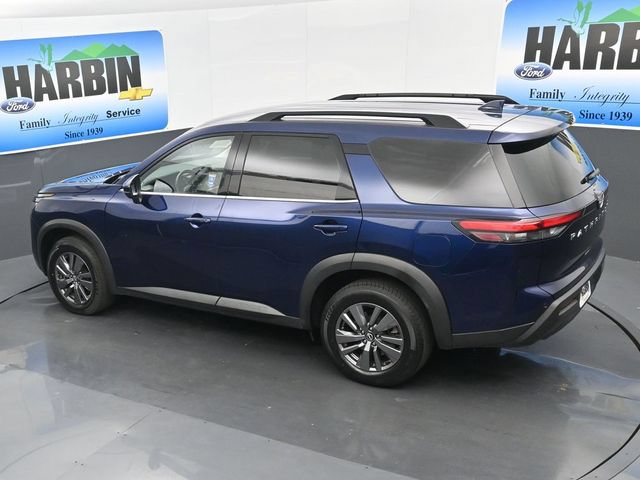 Used 2024 Nissan Pathfinder SV FWD image 24