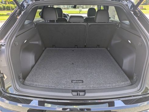 Used 2026 Volkswagen Atlas Cross Sport SE image 13