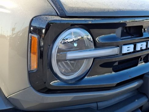 Used 2025 Ford Bronco Outer Banks AWD/4WD image 9