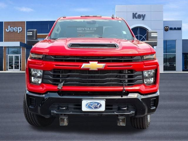 Used 2024 Chevrolet Silverado 2500 Custom w/ Custom Value Package AWD/4WD image 7