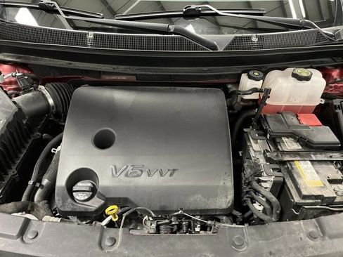 Used 2023 Chevrolet Traverse RS image 43