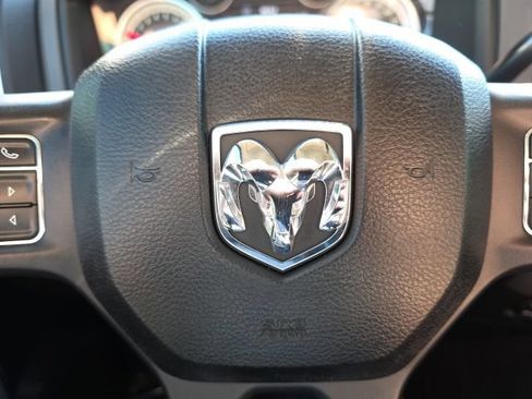 Used 2018 RAM 2500 Big Horn AWD/4WD image 18