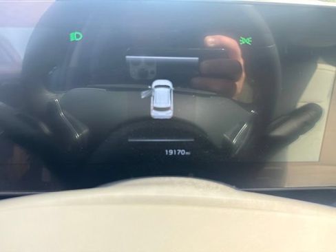 Used 2024 Kia Niro EX Touring FWD image 16