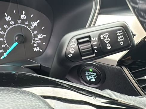 Certified 2022 Ford Escape SEL image 20