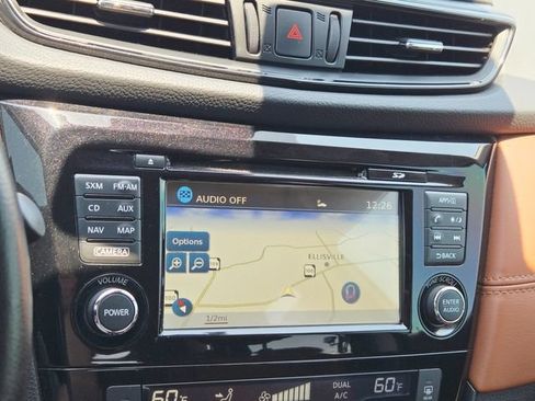 Used 2017 Nissan Rogue SL w/ SL Premium Package AWD/4WD image 25
