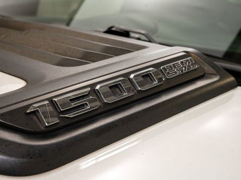 Used 2019 RAM 1500 Laramie image 13