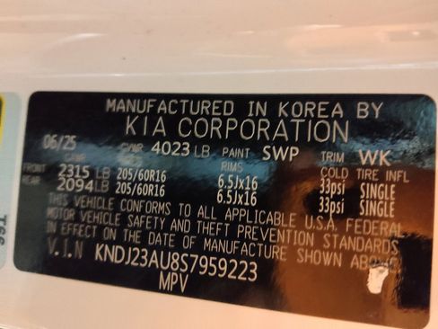 Used 2025 Kia Soul LX image 33