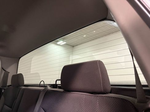 Used 2018 GMC Sierra 1500 SLE image 9