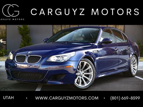 Used 2010 BMW M5 RWD image 1