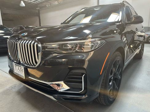 Used 2022 BMW X7 xDrive40i w/ Executive Package AWD/4WD image 6