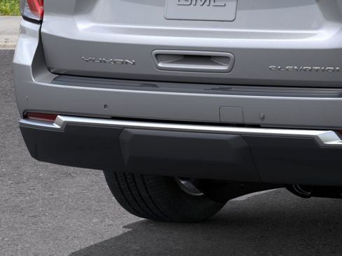 New 2025 GMC Yukon XL Elevation image 14