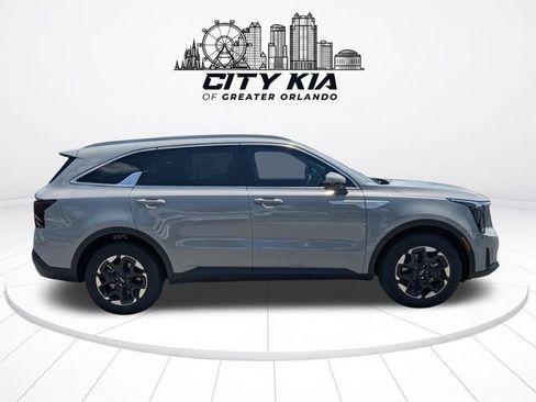 New 2026 Kia Sorento S w/ S Panoramic Sunroof Package FWD image 6