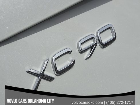 Used 2026 Volvo XC90 B6 Ultra w/ Protection Package AWD/4WD image 11