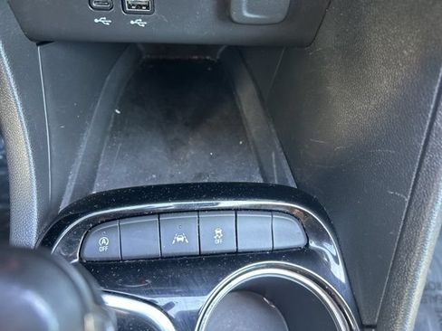 Used 2024 Buick Encore GX Preferred FWD image 26