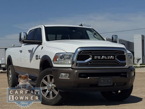 Used 2018 RAM 3500 Laramie Longhorn w/ Longhorn Southfork Package AWD/4WD image 2