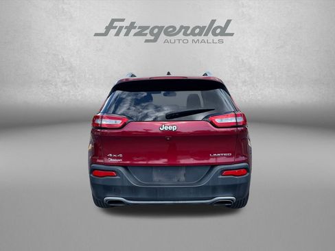 Used 2017 Jeep Cherokee Limited AWD/4WD image 4