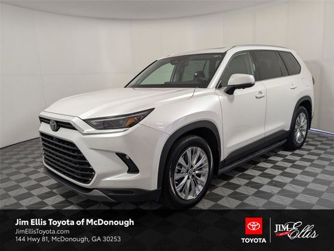 Used 2024 Toyota Grand Highlander Platinum image 1