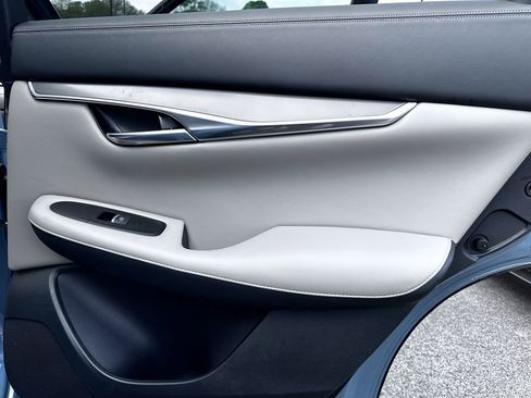 Certified 2024 INFINITI QX50 Luxe image 33