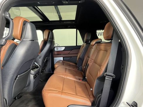 Used 2023 Lincoln Navigator Reserve AWD/4WD image 22