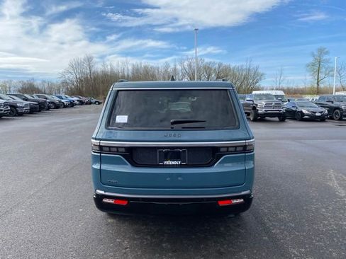 New 2026 Jeep Grand Wagoneer 4WD w/ Premium Group I image 6