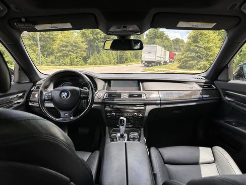 Used 2015 BMW 740Li xDrive image 14