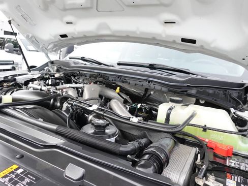 Used 2024 Ford F250 XLT image 64